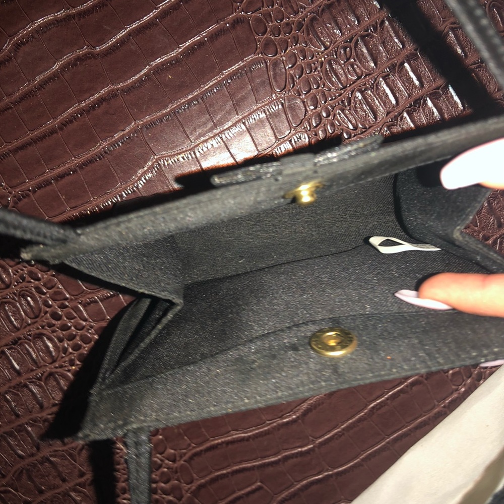 Purse - Picture 2 of 3